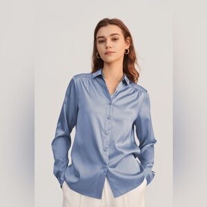 ◾️Vintage Evan Picone 100% Silk Button Up Baby Blue Blouse